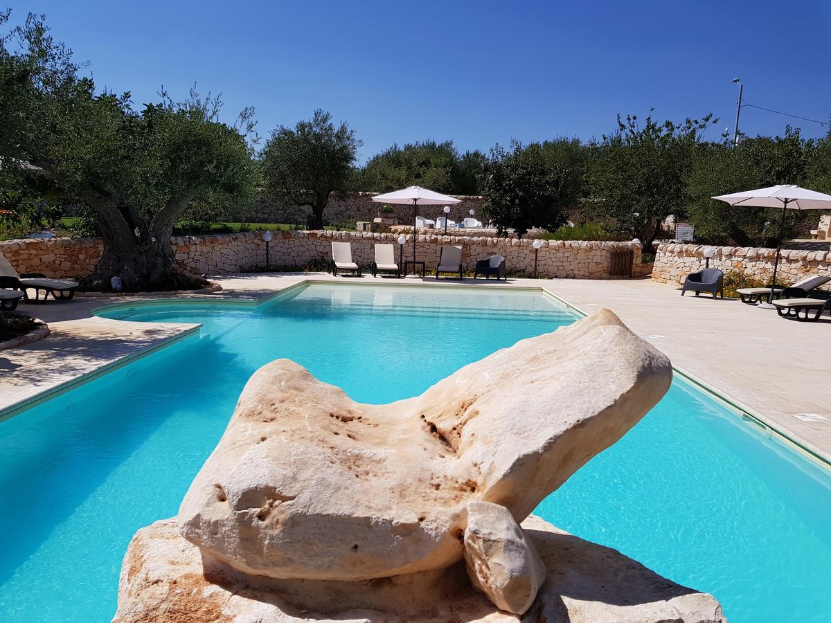 Almapetra Trulli Resort Locorotondo Εξωτερικό φωτογραφία