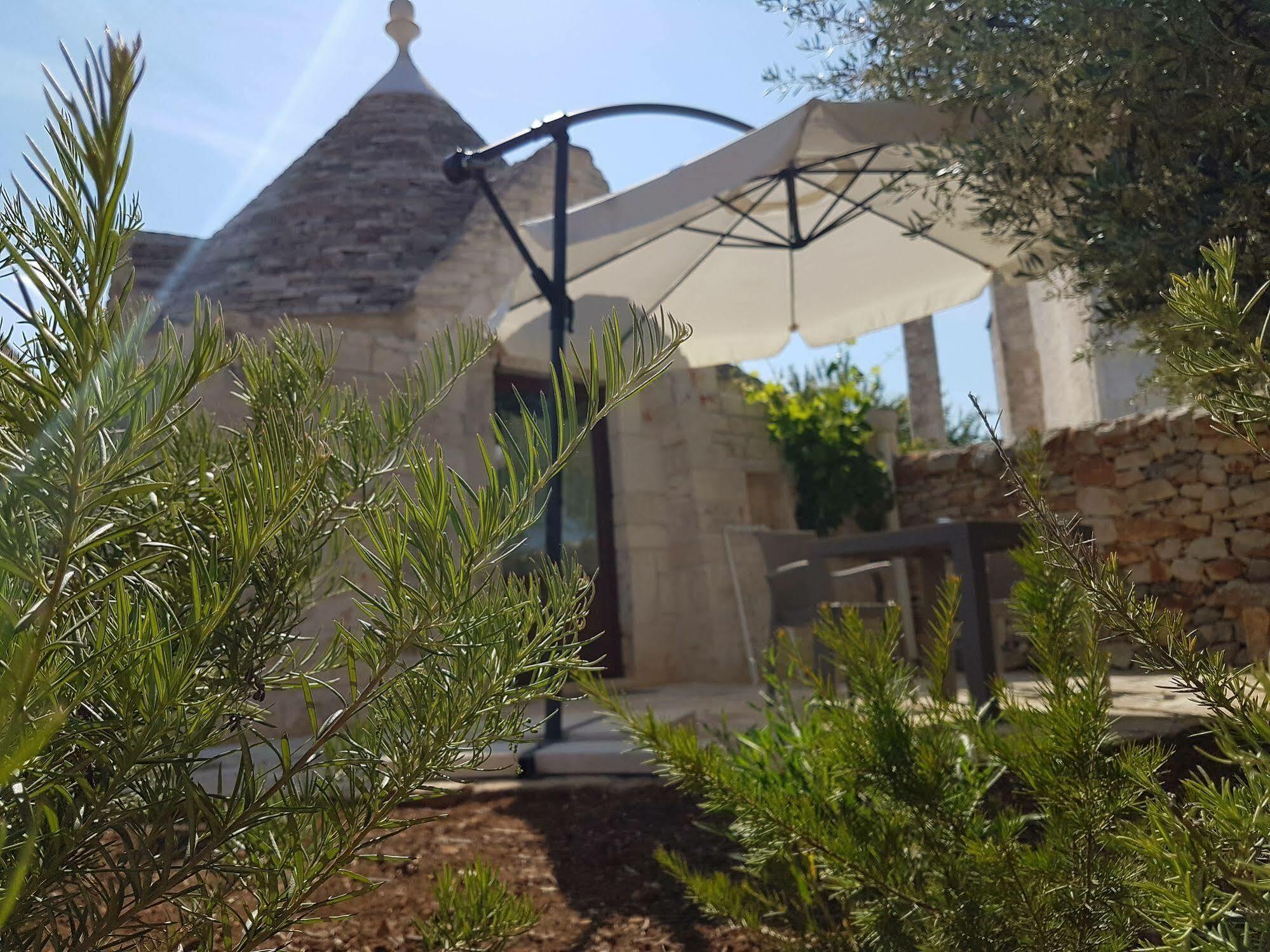 Almapetra Trulli Resort Locorotondo Εξωτερικό φωτογραφία