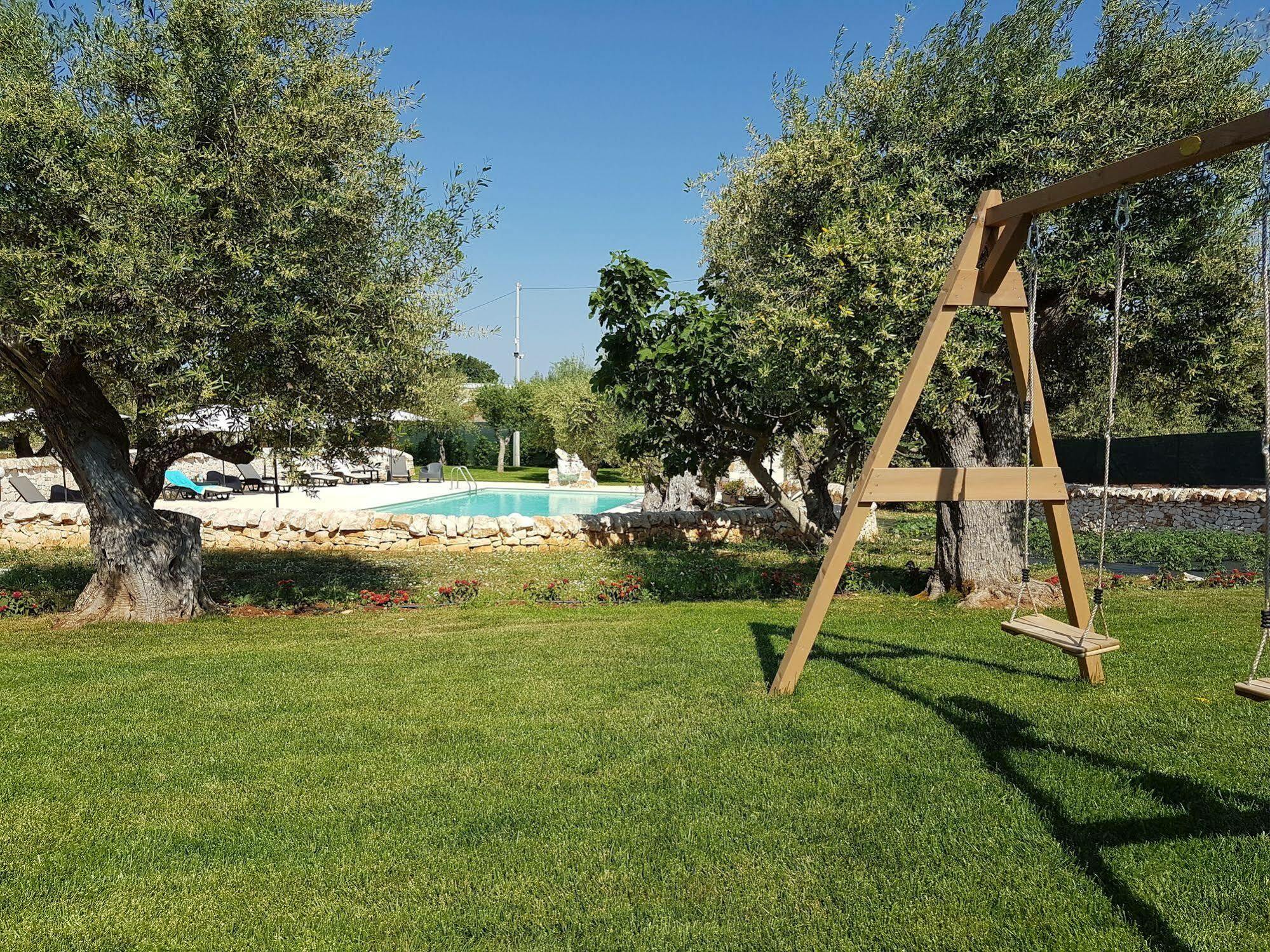 Almapetra Trulli Resort Locorotondo Εξωτερικό φωτογραφία
